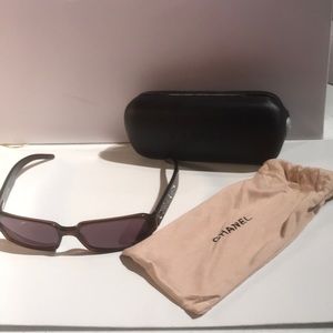 CHANEL Sunglasses